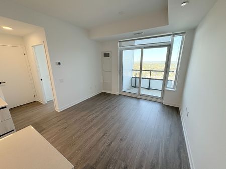 For Lease - 2495 Eglinton Avenue Unit# 2612, Mississauga, Ontario - Photo 3