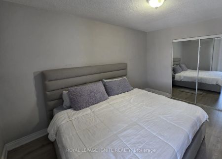 147 Enderby Crescent #147 - Photo 4