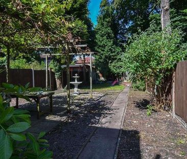 Sunbury Road, Northfield, Birmingham, West Midlands, B31 - Photo 6