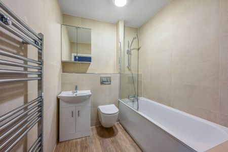 Zinc House, Camberley , Surrey, GU15 - Photo 3