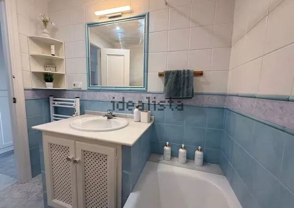 Alquiler de casa o chalet independiente en Paseo Paraíso, 28