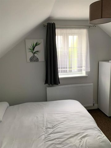 4 bedroom house to rent - Photo 5