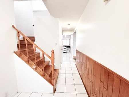 For Lease - 41 Mississauga Valley Boulevard Unit# 79, Mississauga, Ontario - Photo 3