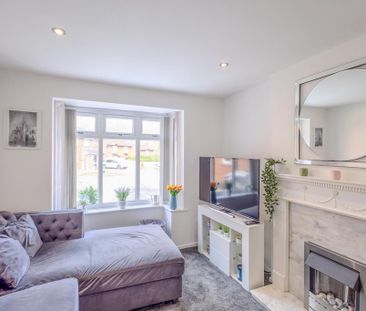 2 bedroom semi-detached bungalow to rent - Photo 3