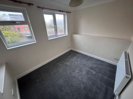 2 bedroom terraced house to rent - Photo 3