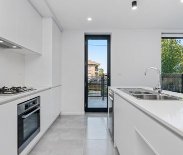 Brand New Two bedroom Apartment - Photo 5