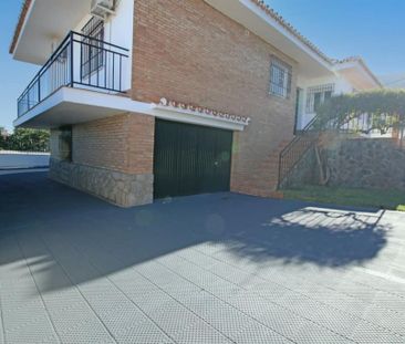 3 room luxury Villa for rent in Alhaurín de la Torre, Spain - Photo 5
