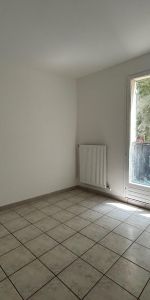 Location Appartement 3 pièces 46m² CARPENTRAS 84200 - Photo 3