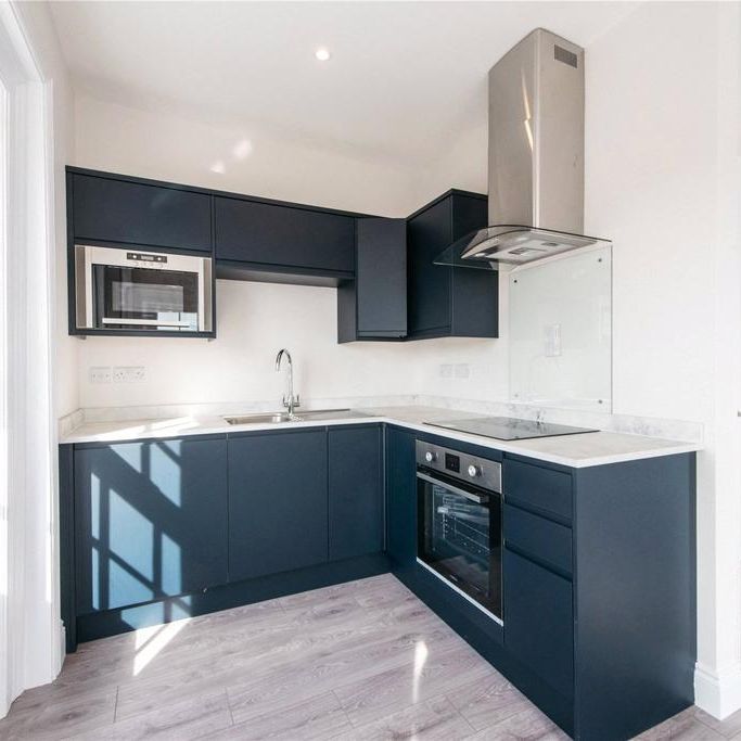 2 bedroom apartment to rent - Photo 1