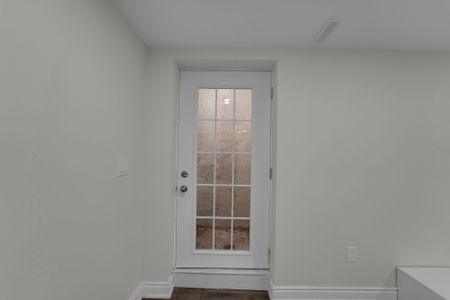 For Lease - 6862 Darcel Avenue Unit# LOWER, Mississauga, Ontario - Photo 2