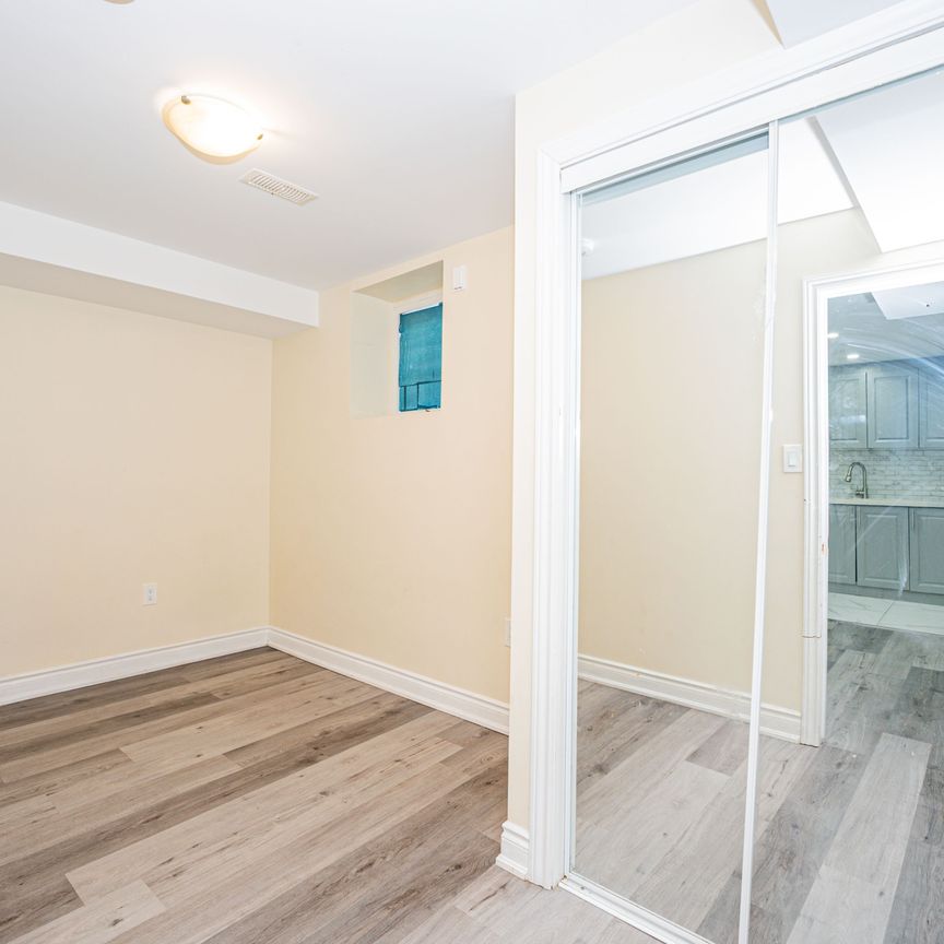 For Lease - 19 Boat Street, Brampton, Ontario - Photo 1