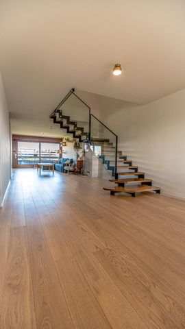 Exceptional Duplex Apartment in Attic (5 rooms) - Photo 2