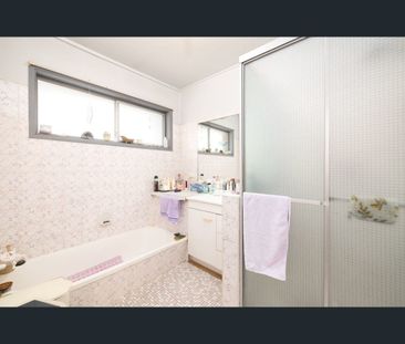 152 Jackson Road, Sunnybank Hills, Qld 4109 - Photo 1