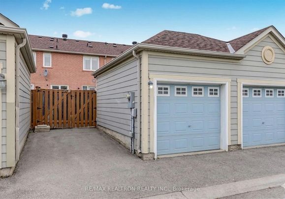 For Lease - 76 Gas Lamp Lane, Markham, Ontario - Photo 1