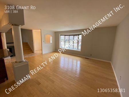 4 Bed, 2.5 Bath FULL HOUSE W/ Garage in Whitmore Park - Photo 3