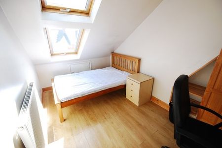 5 Bed - Grosvenor Gardens, Jesmond - Photo 4