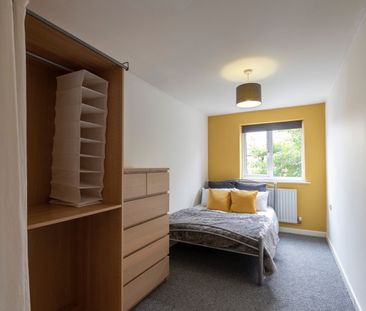 4 Bed Flat, Edward Court, NG2 - Photo 2
