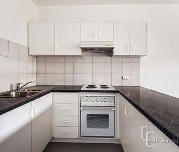 12/506 Glenferrie Road, Hawthorn - Photo 1