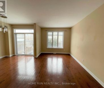 15 MADELON DRIVE - Photo 2