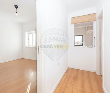 Apartment T1 in Carcavelos e Parede, Cascais - Photo 3