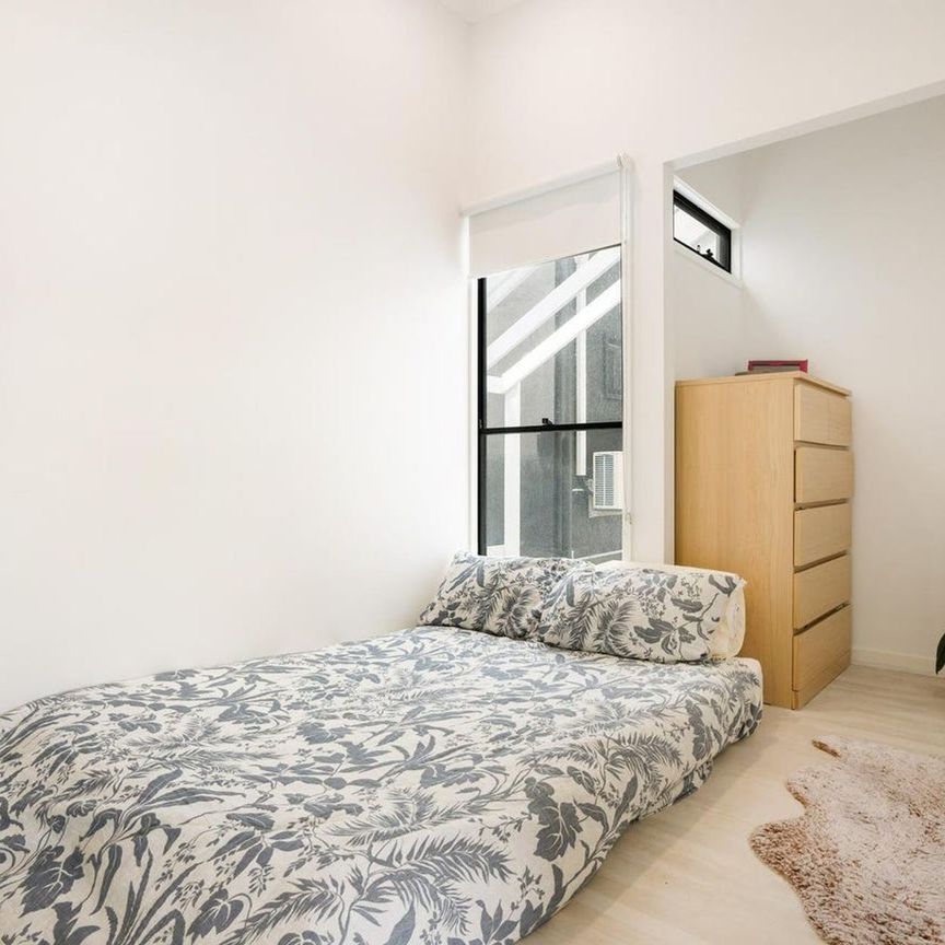 Upper Level 1 Bed Apartment - Photo 1