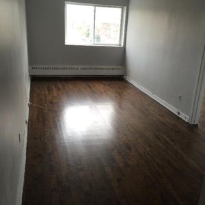 3.5 Apartment For July 2026 - A louer • For Rent - Photo 2