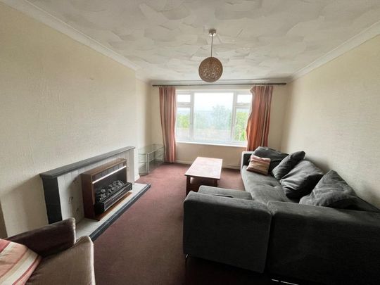 4 bedroom terraced house to rent - Photo 1