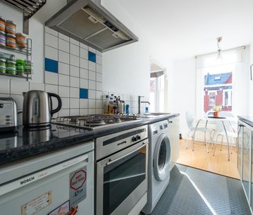 2 Bed Flat, Beechdale Road, SW2 - Photo 2