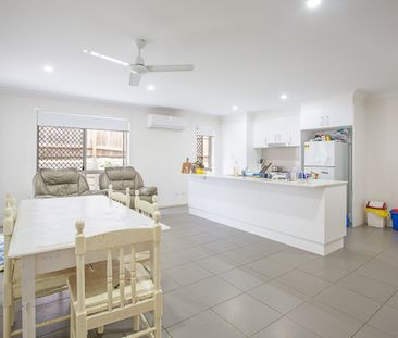7 Sunrise Link, Pimpama QLD 4209 - House For Rent - $720 | Domain - Photo 3