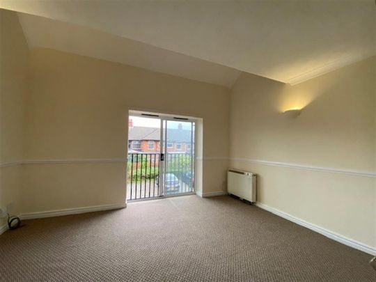 1 bedroom Flat To Let - Photo 1