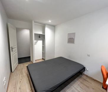 : Appartement 80.0 m² à ST ETIENNE - Photo 2