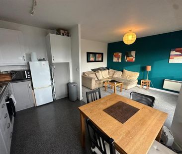 2 bedroom apartment to rent - Photo 2