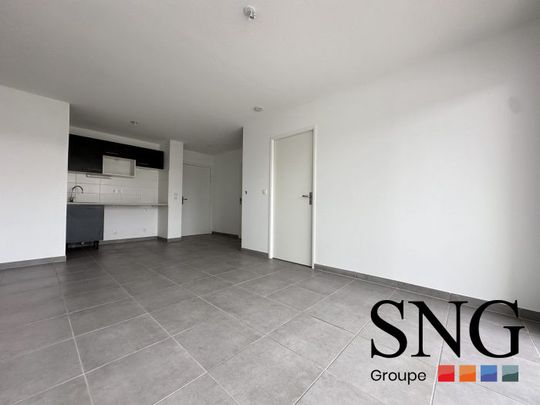 T2 AVEC BALCON ET PARKING - Photo 1