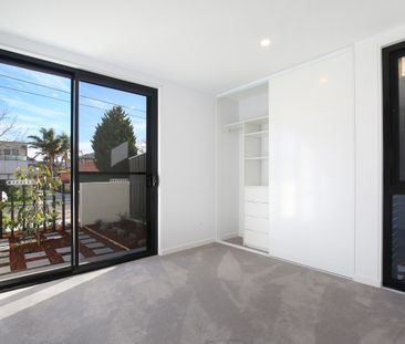 8/12 Phillip Street, Mentone VIC 3194 - Townhouse For Rent | Domain - Photo 6