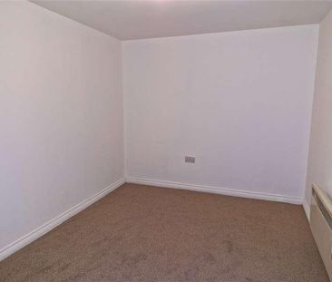 Glendale House, Washington, NE38 - Photo 2