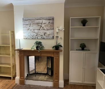 Room 1, 30 Springfield Road, Guildford, Surrey GU1 4DP - Photo 1