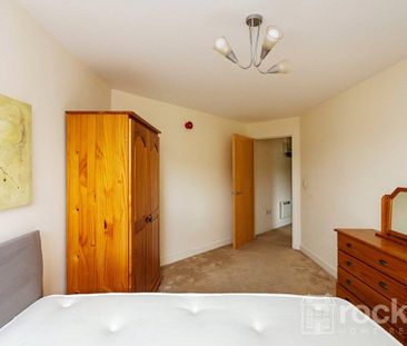 2 bed Flat to rent in Trinity Court, No1 London Road, ST5 - Photo 4