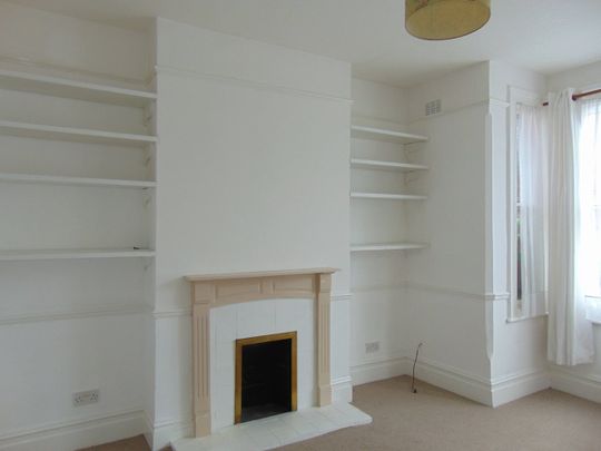 2 Bed Flat, East Dulwich, SE22 - Photo 1