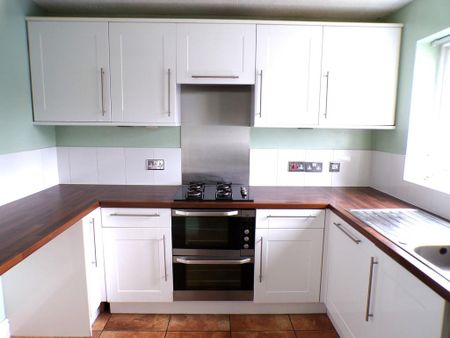 2 bedroom terraced house to rent - Photo 5