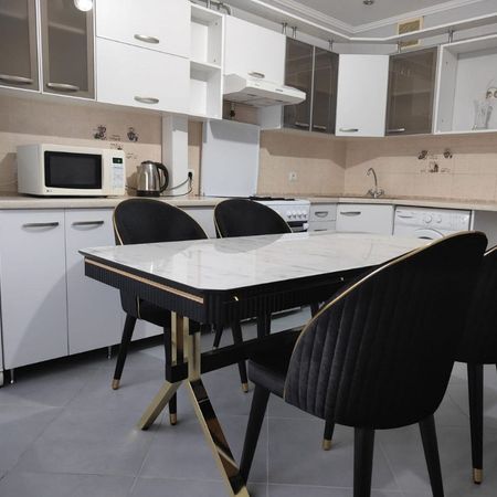 Apartament cu doua camere de inchiriat in zona Drumul Taberei - Fotografie 3