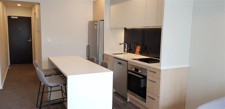 CITY CENTRAL - Brand New 2 Bedroom Apt with A Carpark and Furniture - Photo 2