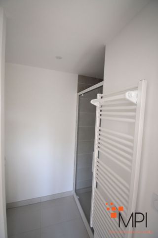 Location Appartement 3 pièces 46m² - Photo 4