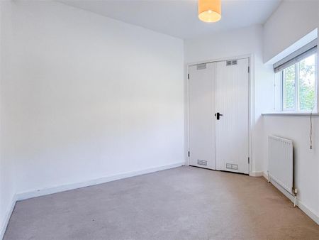 2 bedroom cottage to rent - Photo 2