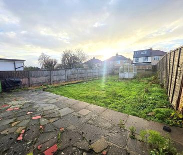 3 bedroom semi-detached house to rent - Photo 4