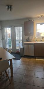 Drummondville Beau grand 5 1/2 à louer 1e étage libre pour 15 novembre - Photo 4