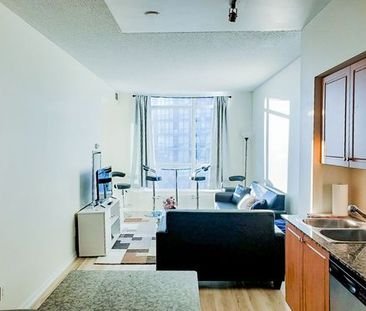 Toronto 1 Bed + Den 1 Bath Furnished Condo with Breathtaking Views ... - Photo 1