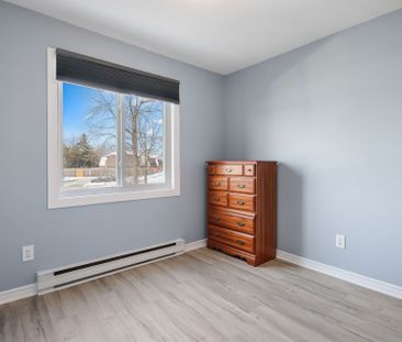 For Lease - 2041 Arrowsmith Drive Unit# 201B, Beacon Hill North - S... - Photo 2