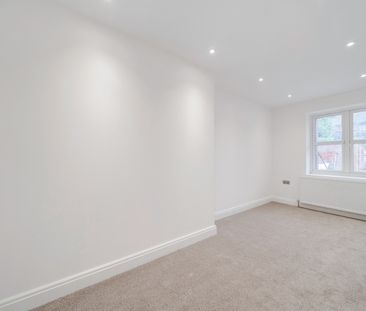 3 Bed Flat, West Hill, CR2 - Photo 5