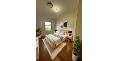 Spacious & Modern 5 Bedroom Home in Prime Location! - Photo 2