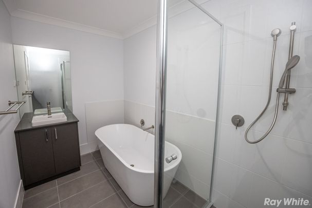 4 BEDROOM DUPLEX IN A NEW ESTATE!! - Photo 1